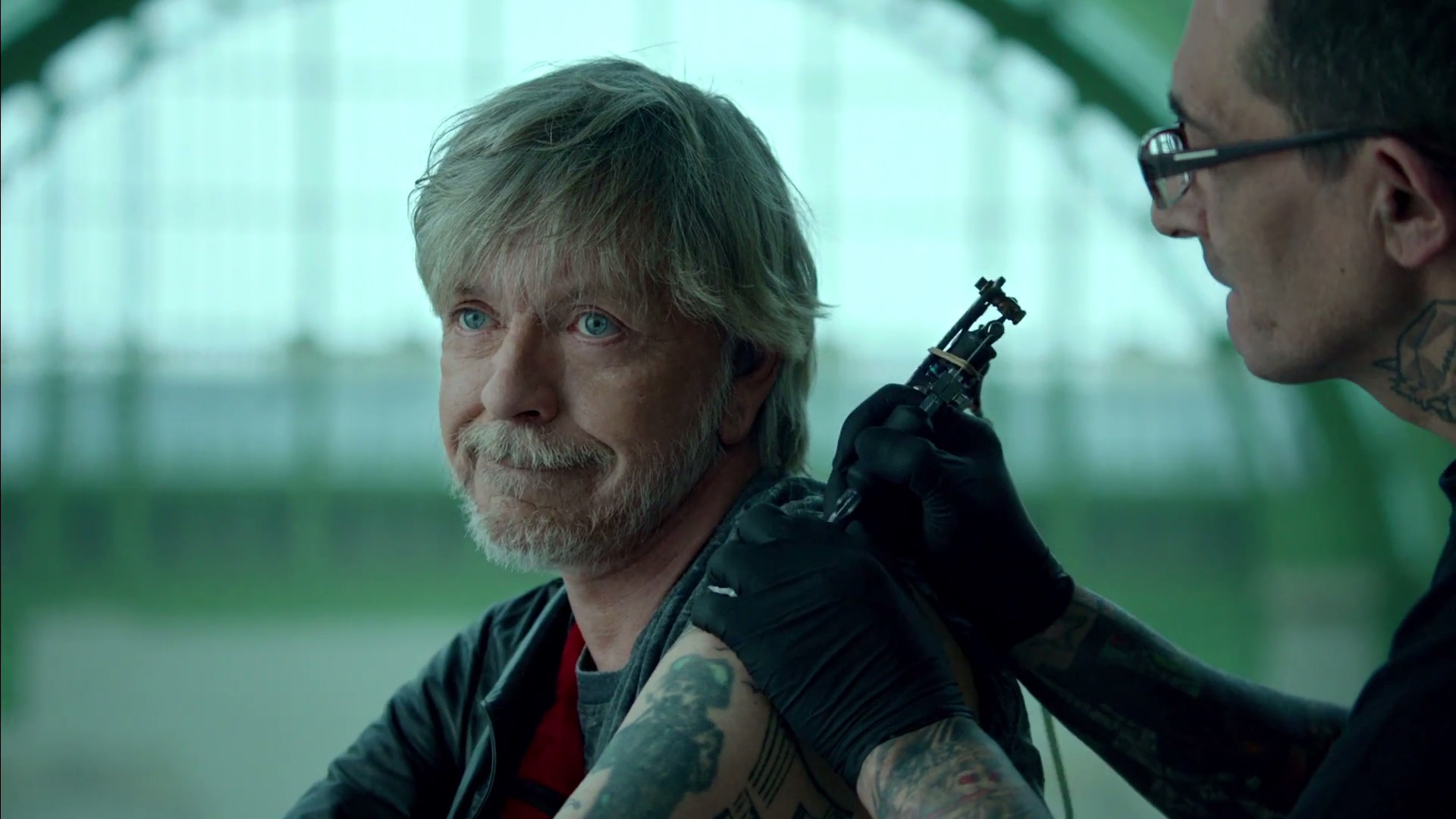 Renaud clip Toujours debout 2016
