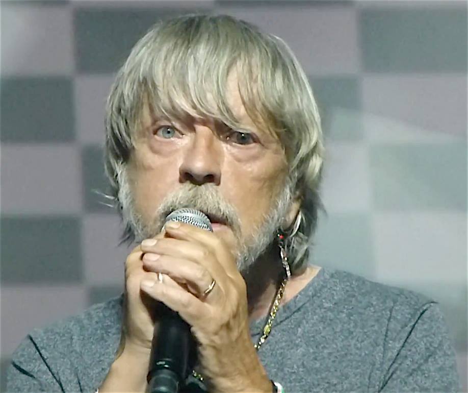 Renaud en concert au forum de Li�ge (Belgique) le 27 mars 2016 avec I Muvrini Mistral Gagnant